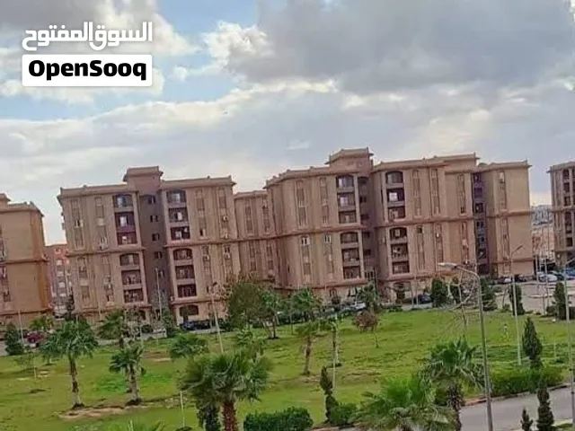 شقه للبيع في مدينه 6اكتوبر امام مول مصر يقع في منطقة التوسعات الشرقية بقسط علي 10سنين