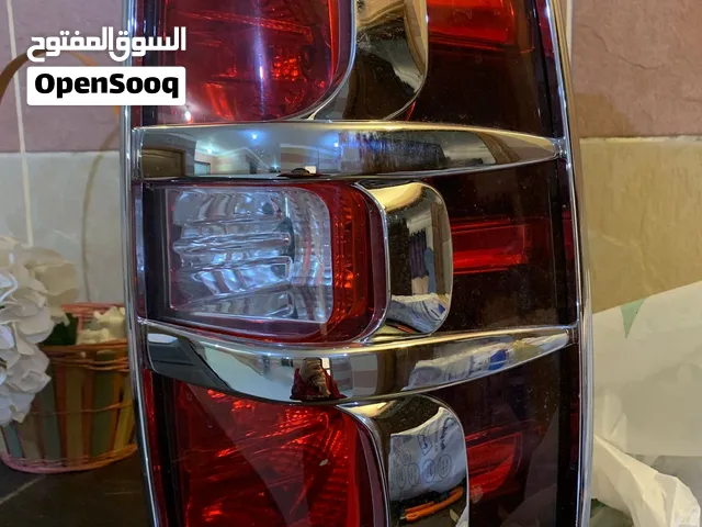 مصابيح امامية و خلفية تاهو 2012 جديدة