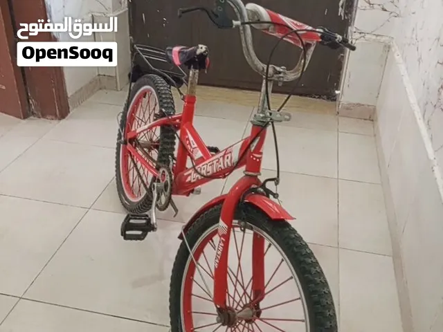 بسكليت مستعمل ولكنه يظهر بشكل جميل