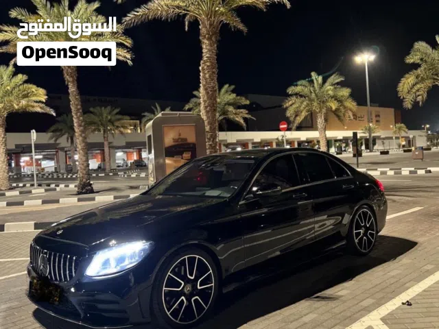 Sedan Mercedes Benz in Muscat