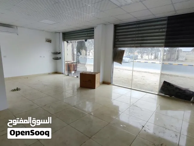 محلات الايجار بمنطقه الغيران مساحه 100 نار