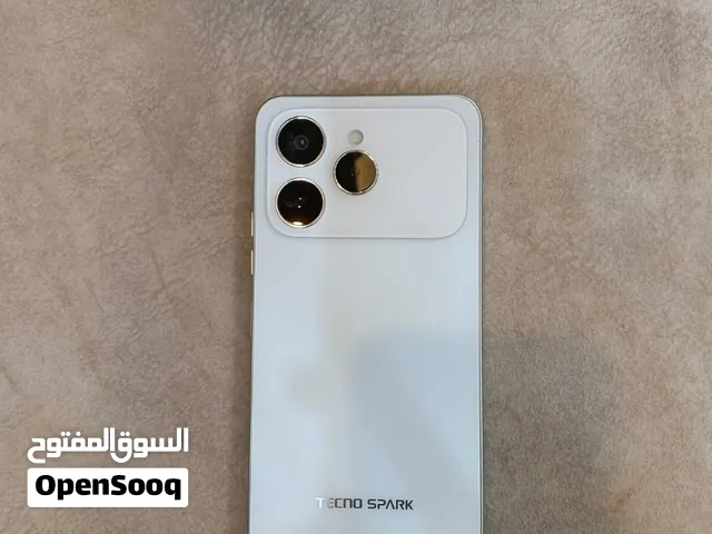 تكنو سبارك 40