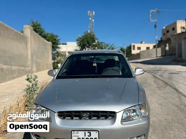 هيونداي فيرنا 2001