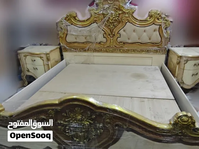 جرباية كويتيه مع ملحقاتهه مع مراية ميز تواليت للبيع ... للمشاهدة اقلب الصور...