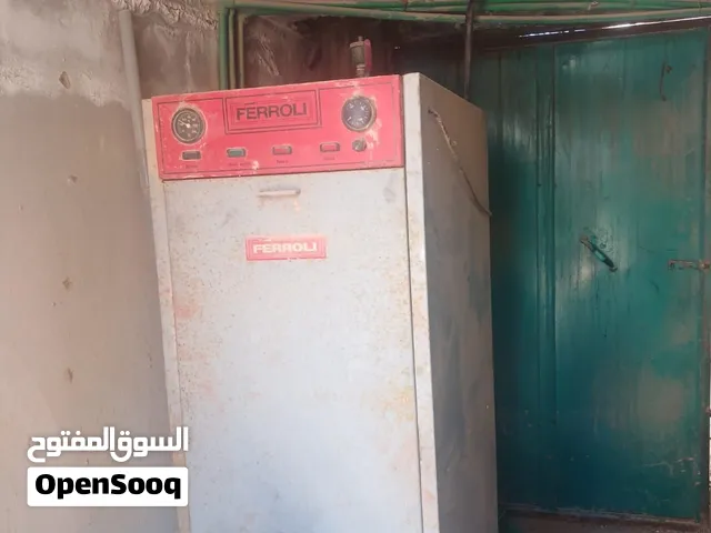 بويلر تدفئة ديزل FERROLI إيطالي بويلر Ferroli أصلي للتدفئة المركزية، يعمل على الديزل، مناسب