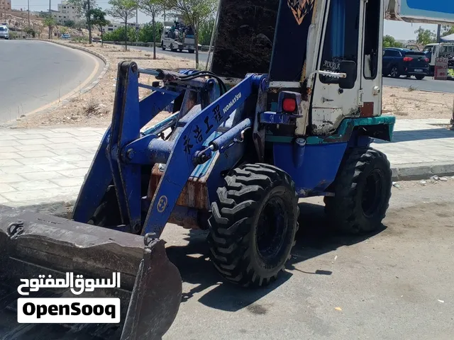 جرافه صغيره أقل سعر في المملكة  يوجد لدينا قلاب مترين لنقل المواد  يوجد لدينا قلاب سنقل