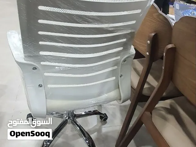 تصوير حقيقي الكرسي الأكثر طلبا  يتحمل وزن ثقيل عالي الجودة يتحمل وزن ثقيل كرسي مكتبي   توصيل بغداد 5