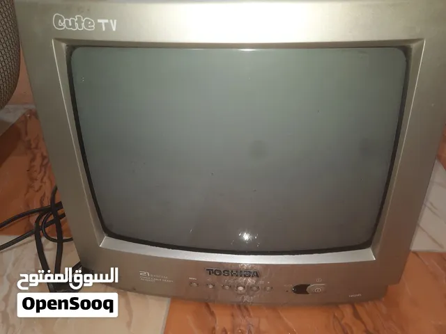 تلفزيون ملون نوع توشيبا العربي حجم 14 بوصة موديل قديم على وضع الشركة نظيف جدا .