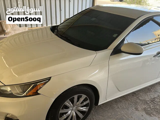 2020 نيسان التيما S