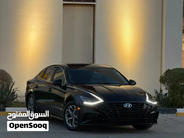 2023 Hyundai Sonata, in very clean condition