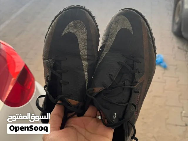 حذاء رياضي نايك Nike مقاس 44