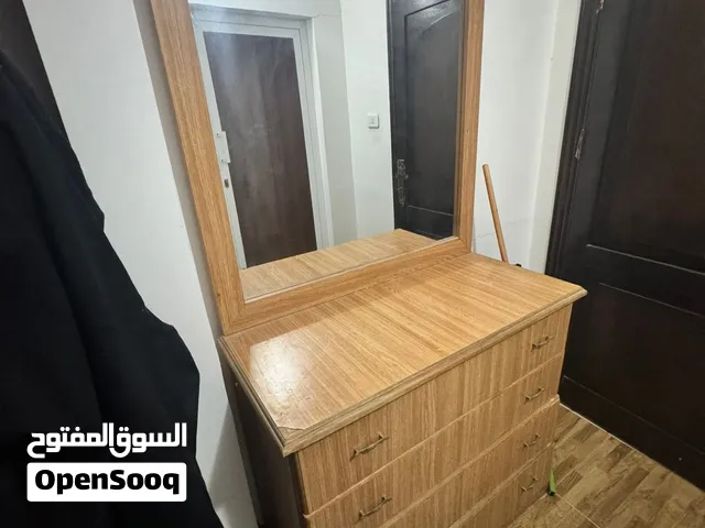تسريحة خشب تفصيل ثقيلة جداً