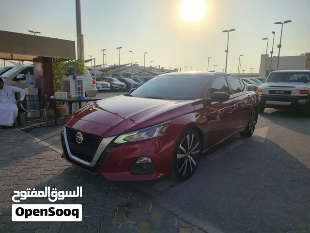 Nissan Altima  2021 SR Sunroof Clean Title 2021 Radar Original Paint
