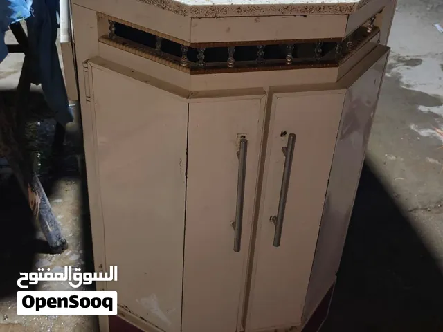 كااونترات مستخدمه