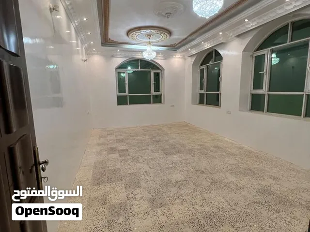 فله للايجار بيت بوس دورين وبدروم