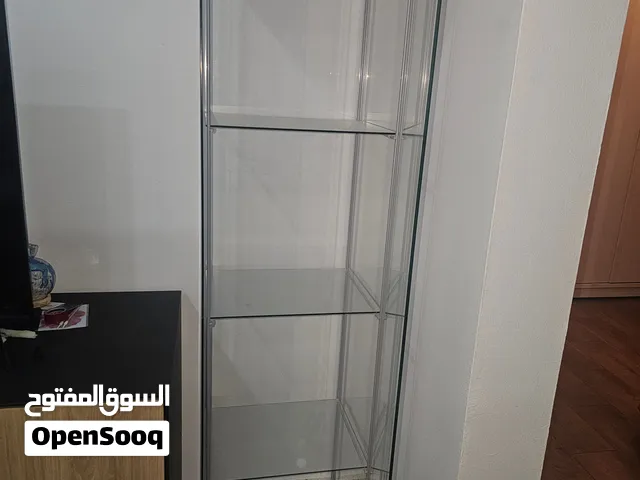 كبت او مكتبة عرض شفافة زجاج من ايكيا  بارفف وباب