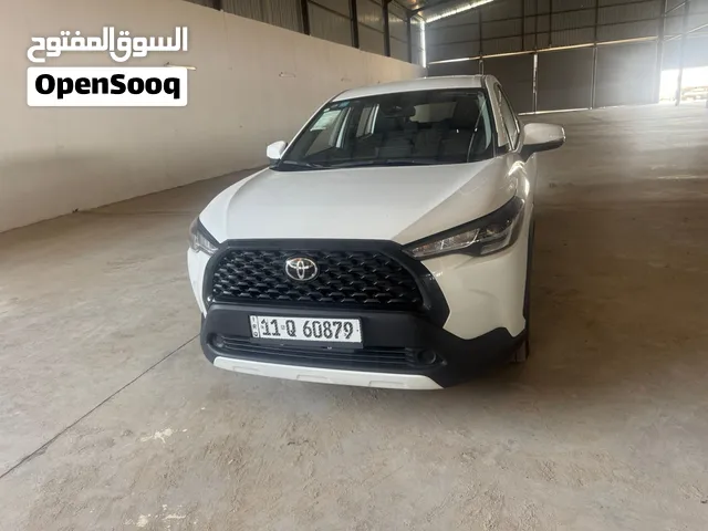 تويوتا كروز بانزين فقط ليست هايبرد