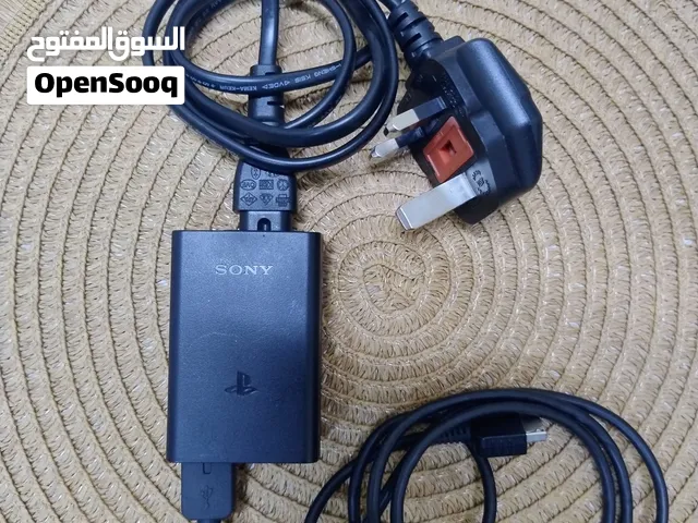 شاحن سوني بلايستيشن فيتا اصلي كامل مع سلك البيانات بحالة ممتازة