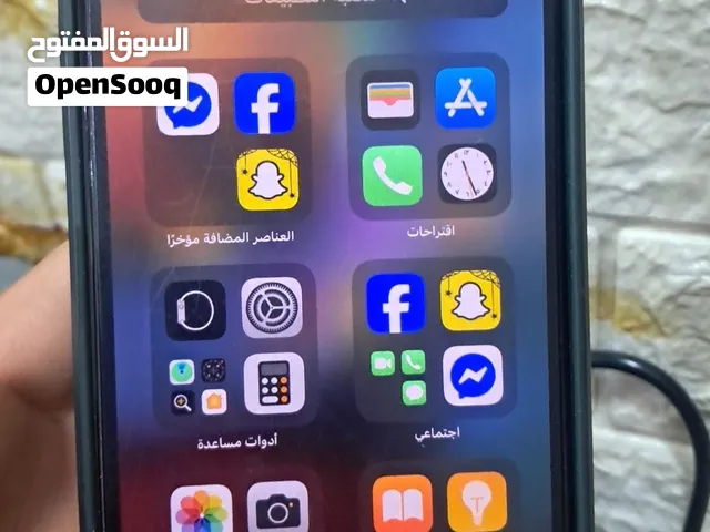 ايفون 6S بلس فضي مع سعة 128 جيجابايت مستعمل في حالة جيدة مع شاحن