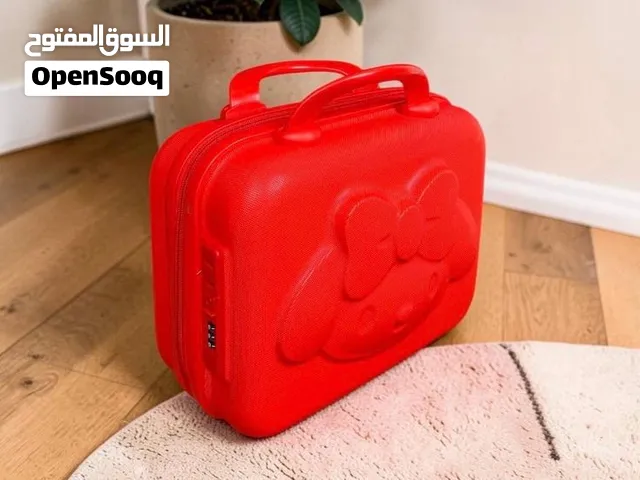 حقيبة مكياج مع قفل سري