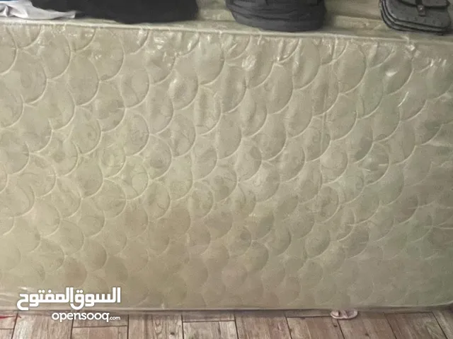 مترس جديد البيع بسبب المقاس