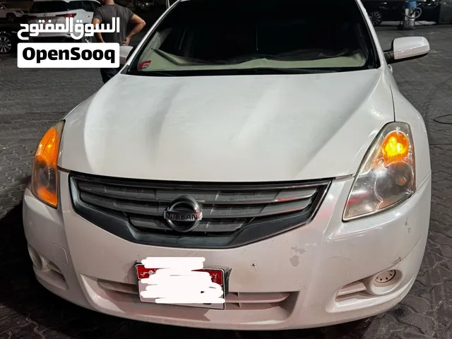 نيسان التيما SE