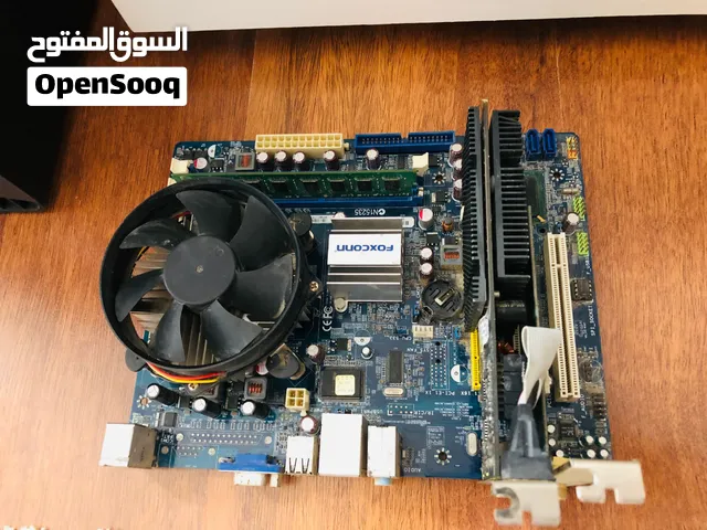 لوحة foxconn G41 ومعاها معالج بونتيم تدعم كور اي دو وكواد كور ومعاها رام 2 قيقا DDR3 و واريلرس