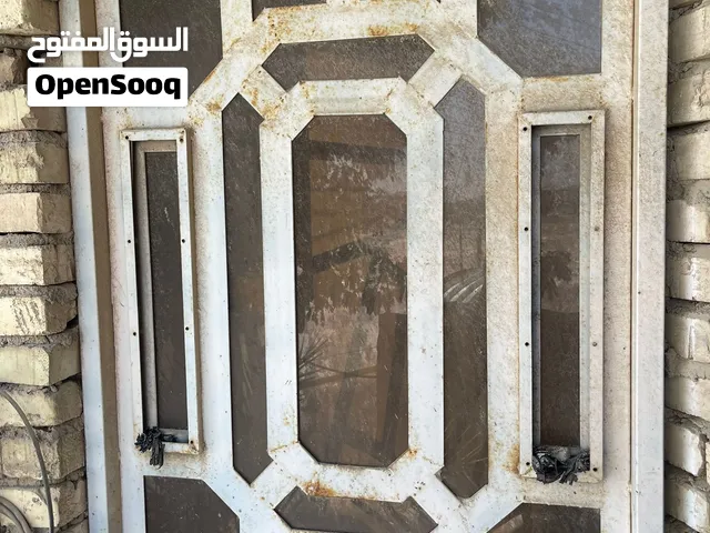 شباك حديد مع الجام جاهز