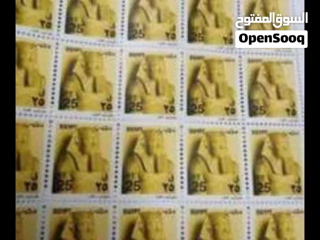 طوابع بريدية للآثار المصرية بالصمغ