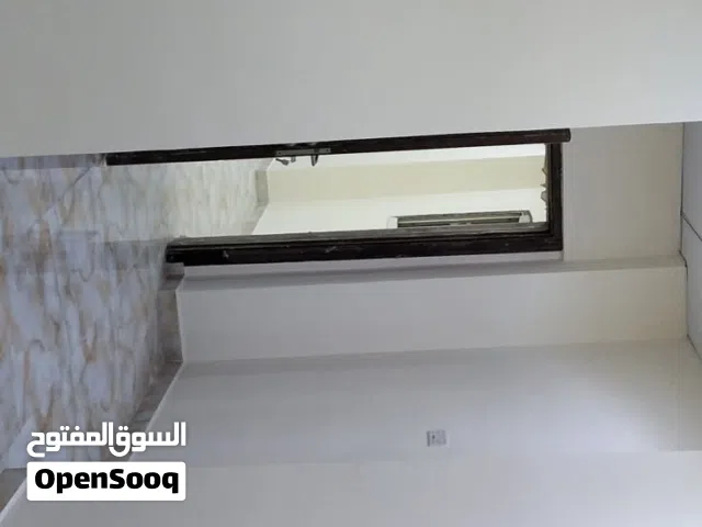 شقة جديده تشطيب درجه اولى للايجار في منطقه العباسيه