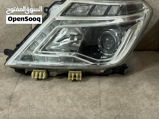 للبيع ليت نيسان بلاتينوم 2014 \2019  اصلي خليجي