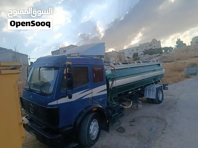 تنك ماء للبيع