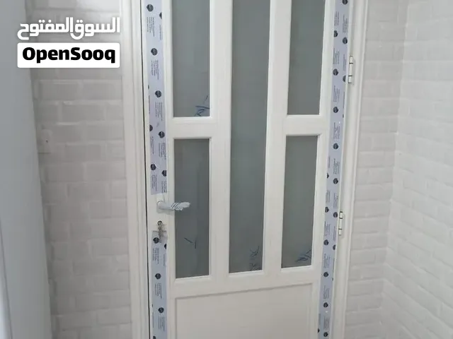مدير معرض الومنيوم ابواب ودرايش يطلب وظيفة
