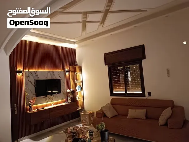 للبيع في منطقة قبر الانكليز