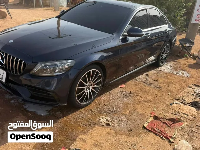 مرسيدس بينز c300 موديل 2016