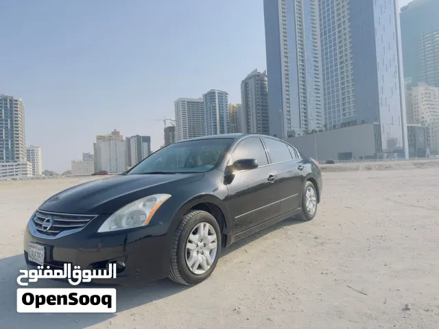 Nissan Altima 2011 for sale.