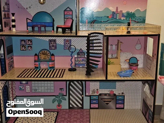 L.O.L. doll house