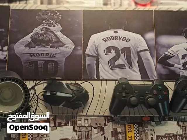 للبيع مجموعة أغراض، المعروض موضح بالصور المرفقة.  الأغراض متوفرة للبيع، واللي عنده رغبة
