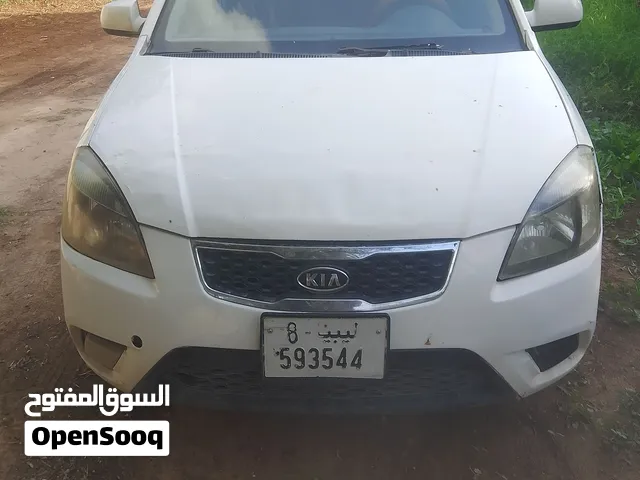 كيا ريووو 2006 صباط بلاد أقرا الوصف