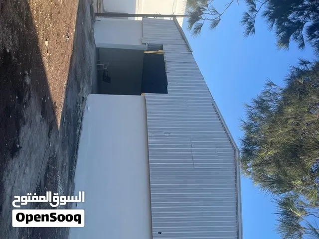 هنجر صناعي بمساحة 1000 متر مربع للإيجار من المالك مباشرة