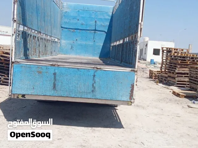 شاحنه تاتا 2006 نظيف جدا جاهزه للاستعمال  للبيع فقط رجاء ما يتواصل إلا الجاد
