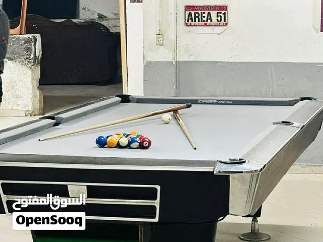 طاولة بلياردو للبيع