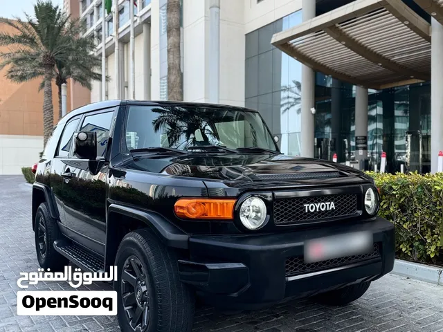 FJ cruiser 2014 for sale للبيع اف جي 2014