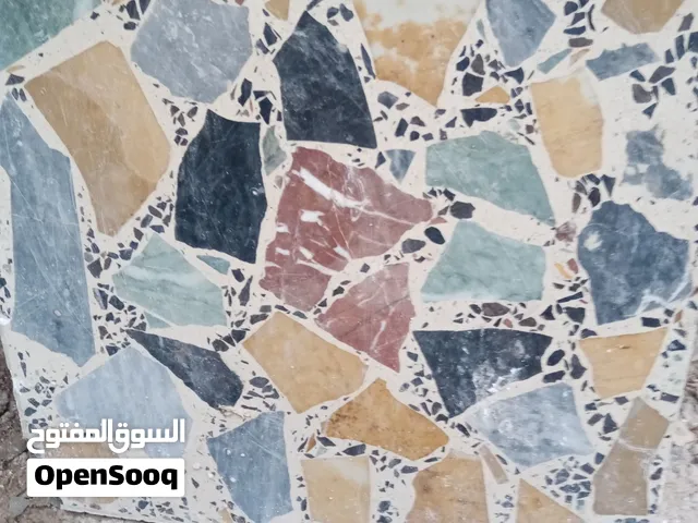 كاشي مستعمل للبيع