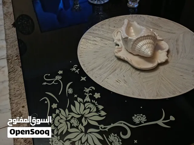 طاولة وسط بشكل مستطيل