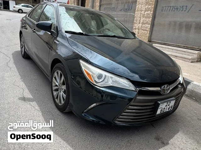 تويوتا كامري هايبرد XLE 2015 للبيع بحالة الوكالة