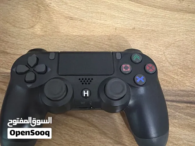 PS4 controller