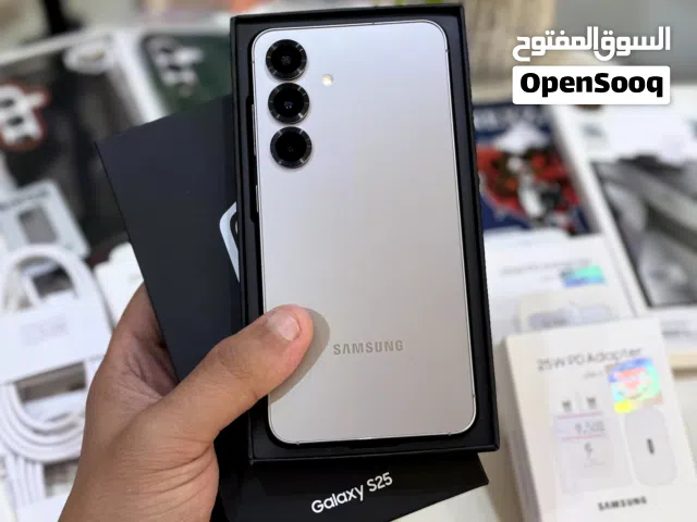 عرض خااص : Samsung S25 - 256gb هاتف نظيف جدا بحالة الوكالة بدون اي شموخ أو مشاكل مع ضمان و ملحقات