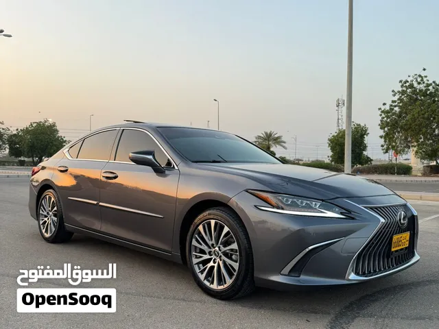 لكزس Es350 فول مواصفات بممشى 25 الف كليو