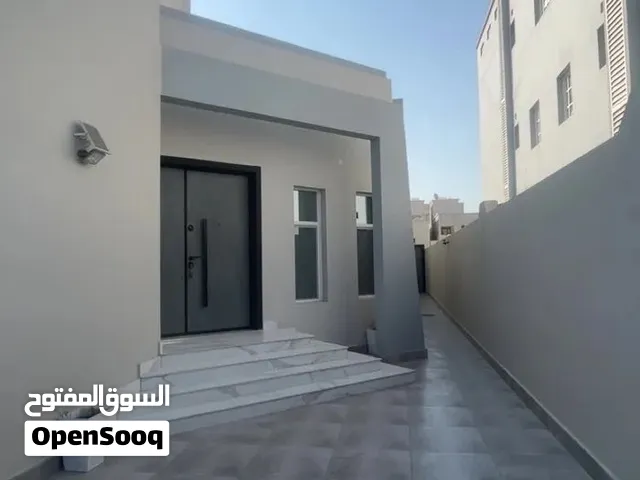 300 m2 4 Bedrooms Townhouse for Sale in Muscat Seeb